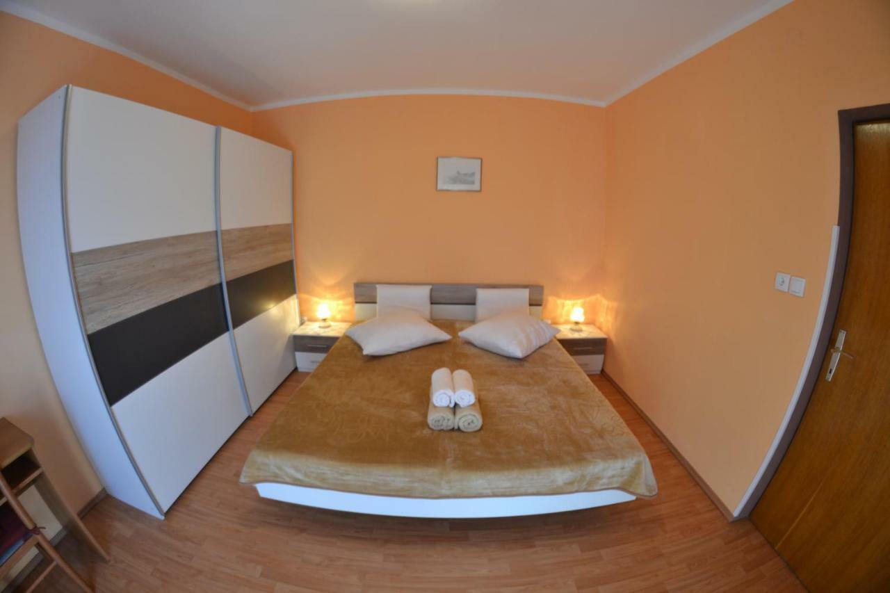 Apartman Jadranka Palit المظهر الخارجي الصورة