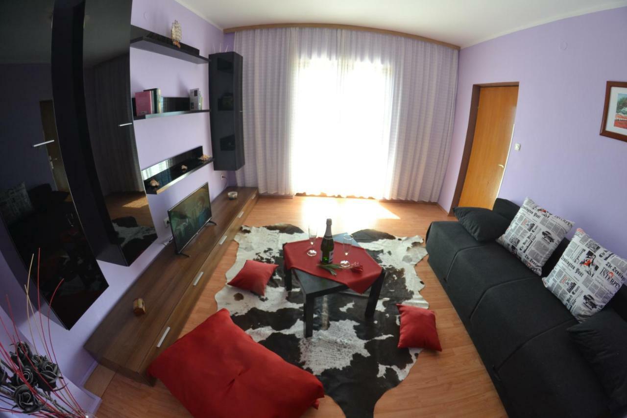 Apartman Jadranka Palit المظهر الخارجي الصورة