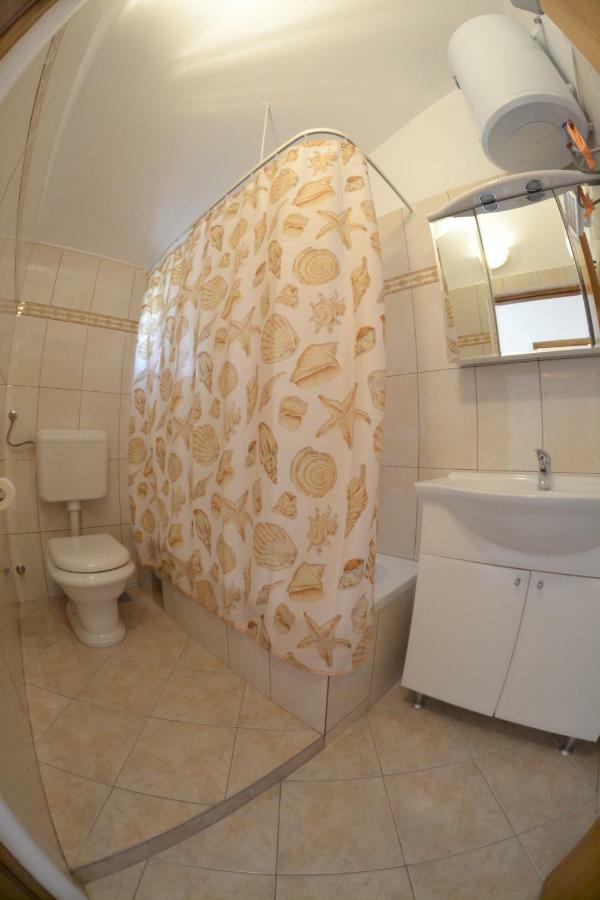Apartman Jadranka Palit المظهر الخارجي الصورة